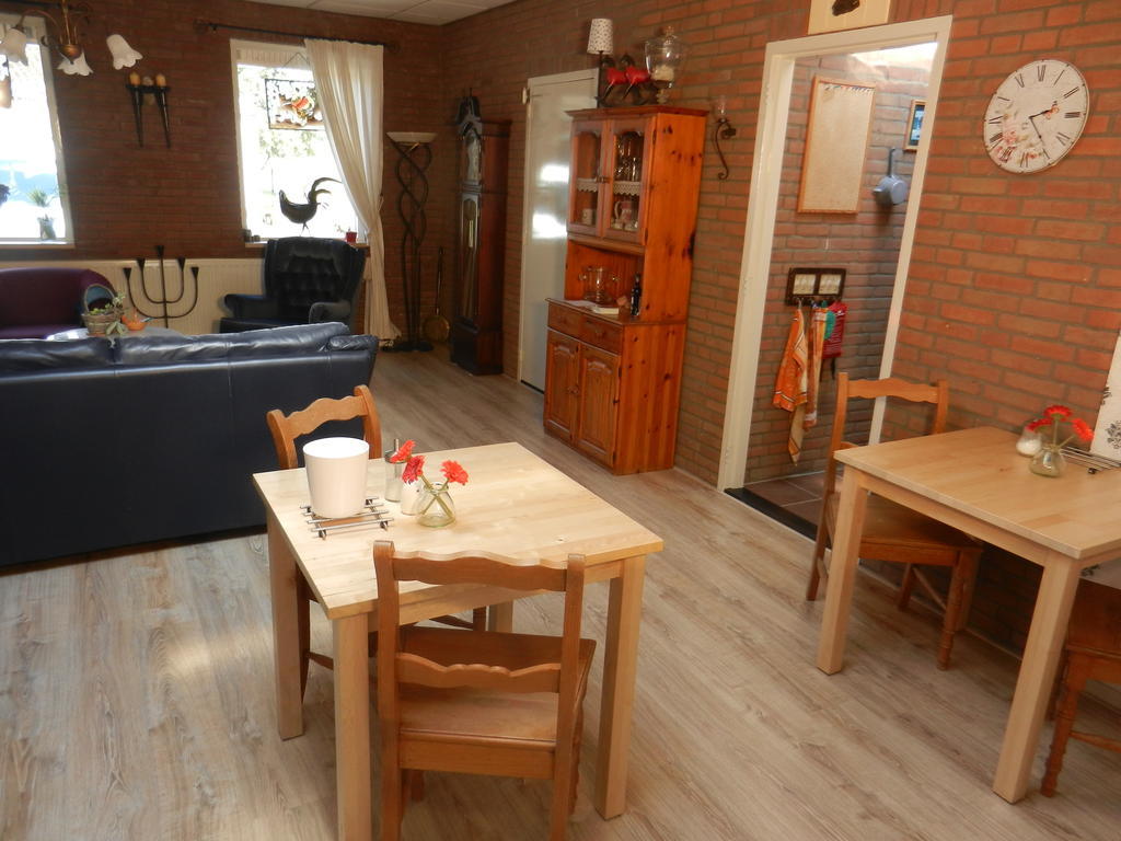 ميديلهارنيس B&B Goeree Overflakkee الغرفة الصورة